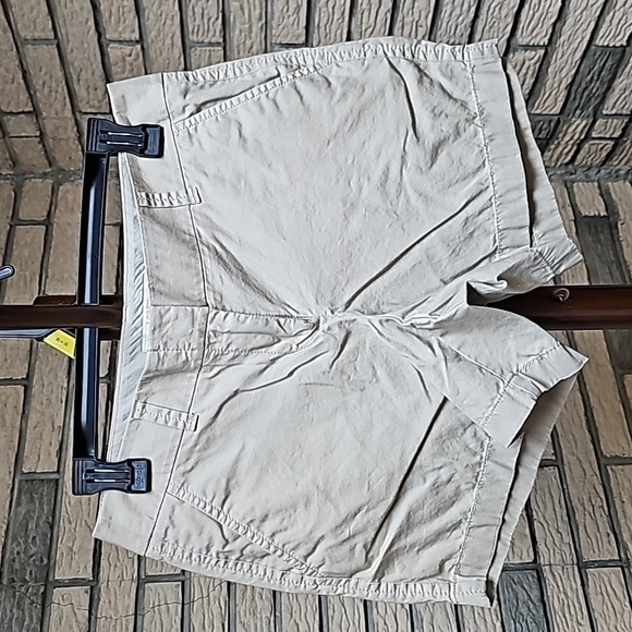 J Crew Chino Shorts Sz 2 - Picture 1 of 6